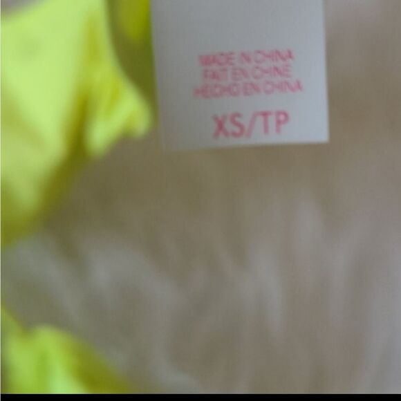 Victoria Secret String Binkini - Picture 9 of 10